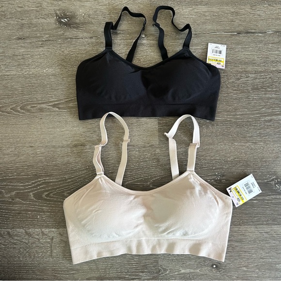 Fruit of the Loom Other - NWT Medium Fruit Of The Loom Lot of 2 Wireless Lightly Lined Bras Black Cashmere